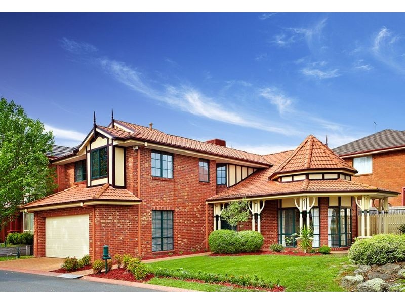 1 Illowra Walk, Blackburn South VIC 3130