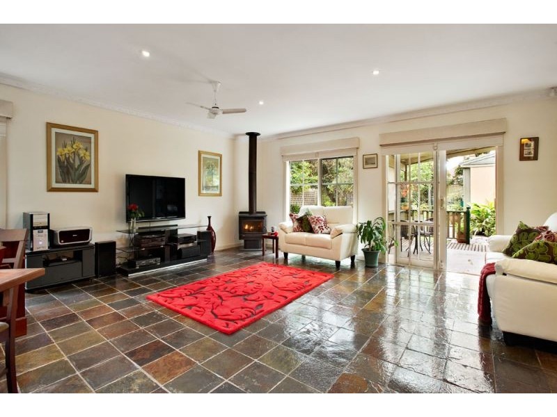 9 Ashlar Crescent, Blackburn VIC 3130