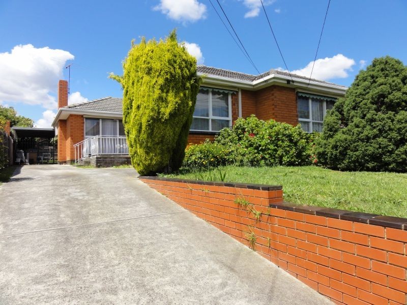 68 Lindisfarne Drive, Burwood East VIC 3151