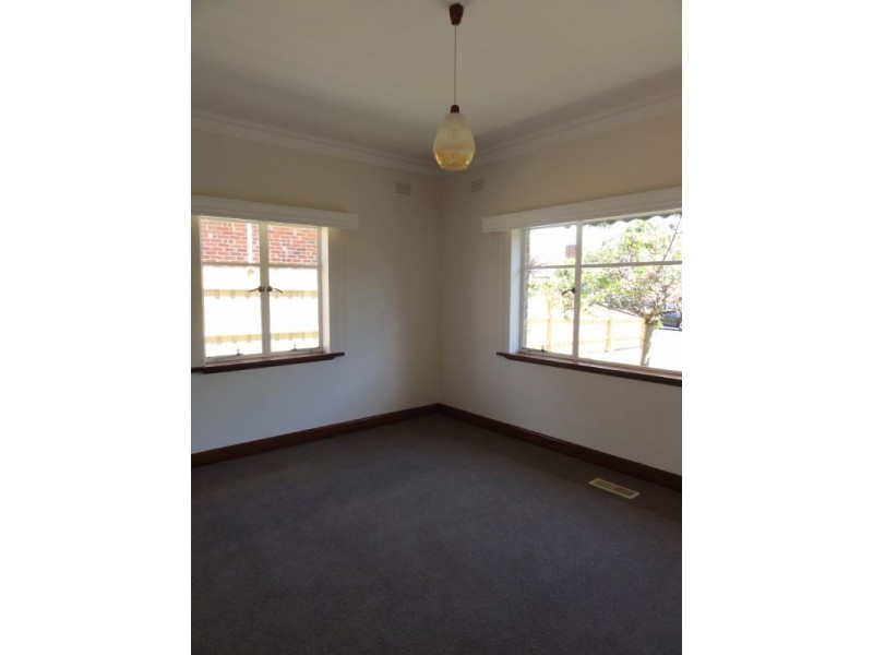 29 Larch Street, Blackburn VIC 3130