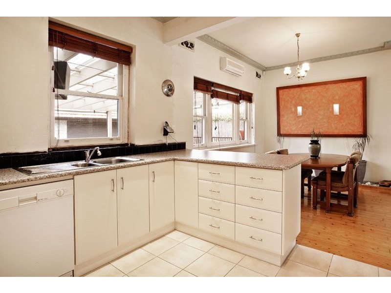 79 Dunlavin Road, Mitcham VIC 3132
