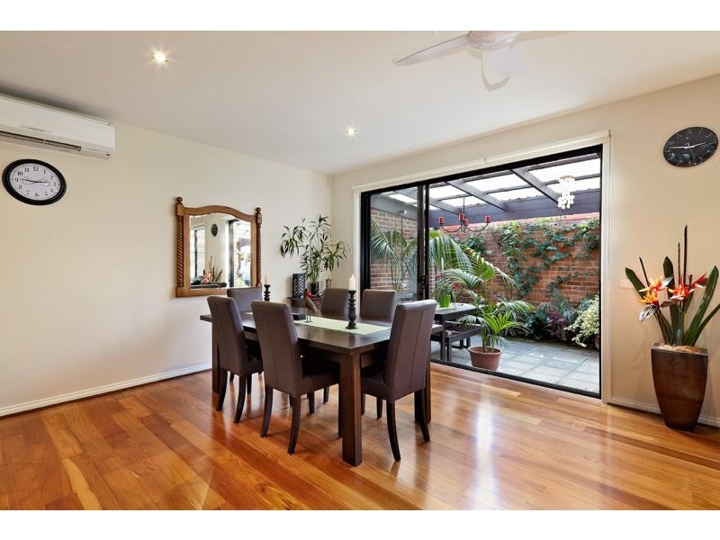 2/47 Deep Creek Road, Mitcham VIC 3132