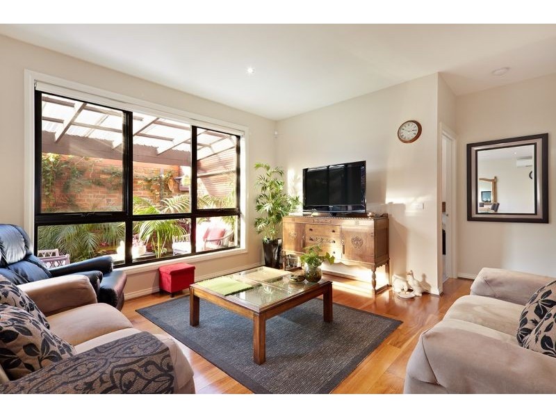 2/47 Deep Creek Road, Mitcham VIC 3132