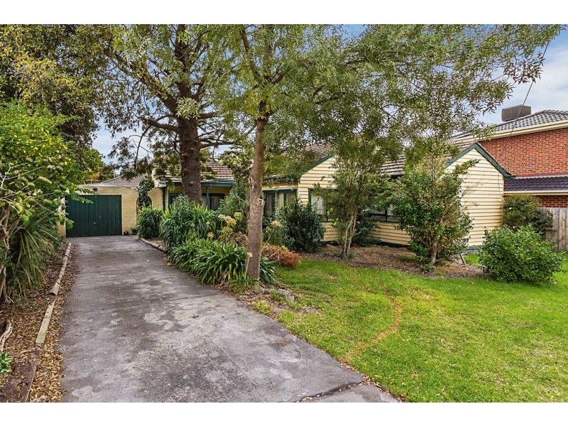 9 Clare Street, Blackburn VIC 3130