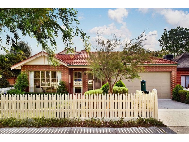 18 Wood Street, Nunawading VIC 3131