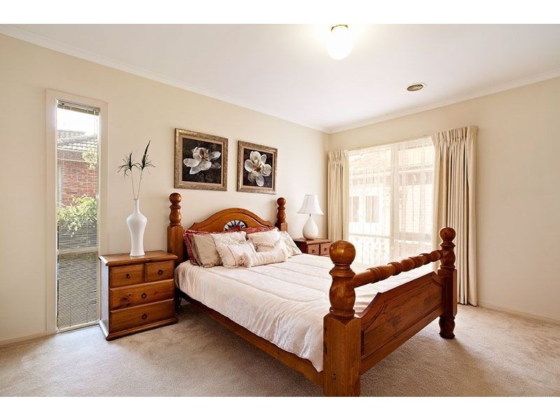 18 Wood Street, Nunawading VIC 3131