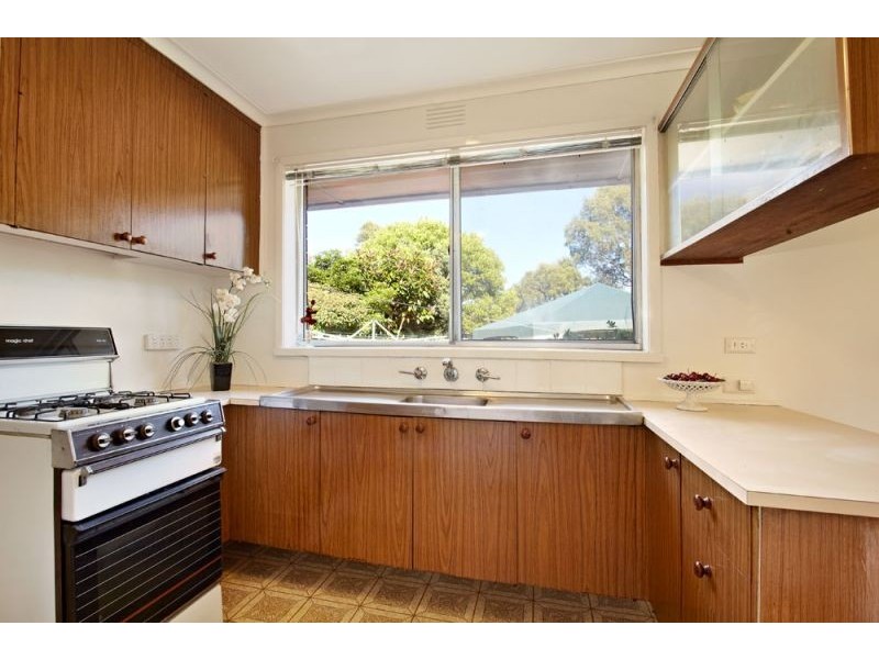 130 Mahoneys Road, Forest Hill VIC 3131