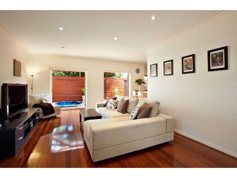 2/201 Mitcham Road, Donvale VIC 3111