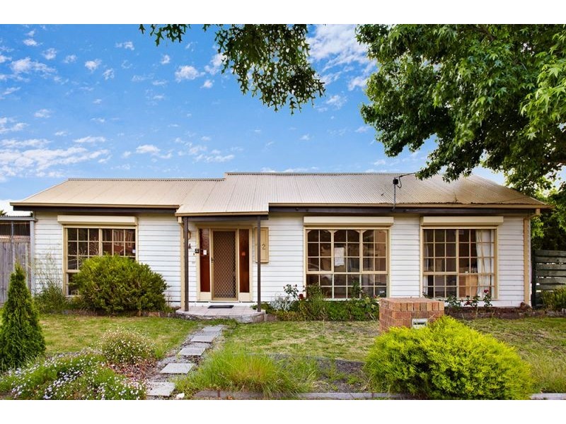 32 Springfield Road, Blackburn VIC 3130