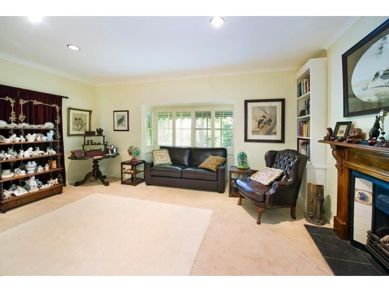 39 Laurel Grove North, Blackburn VIC 3130