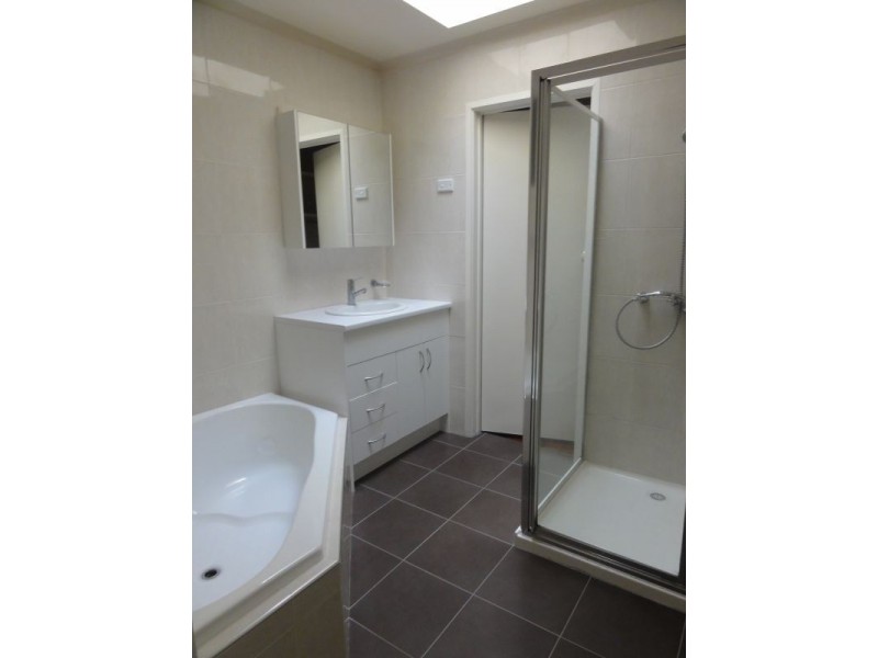 1/55 Laburnum Street, Blackburn VIC 3130