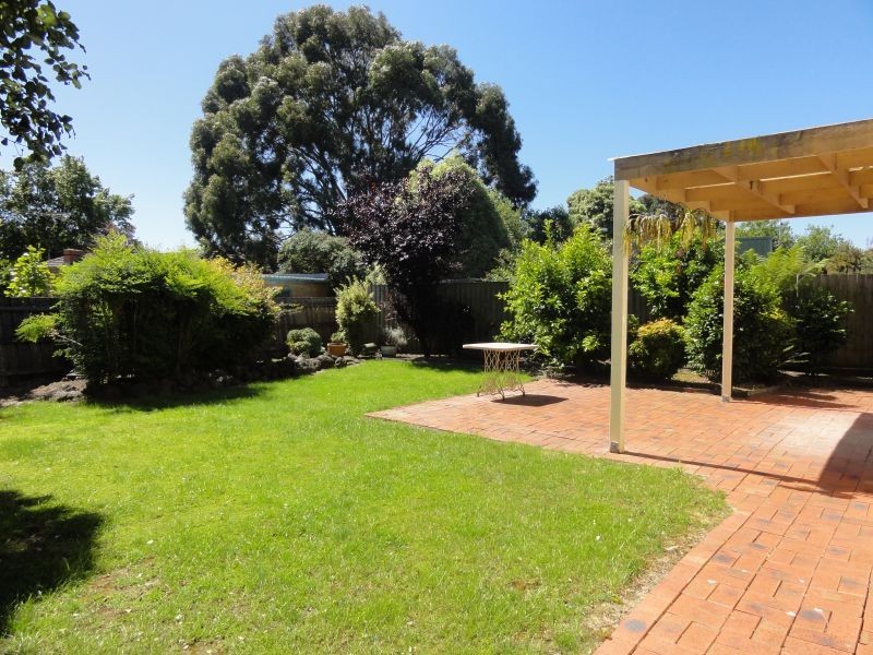 61 Mill Avenue, Forest Hill VIC 3131