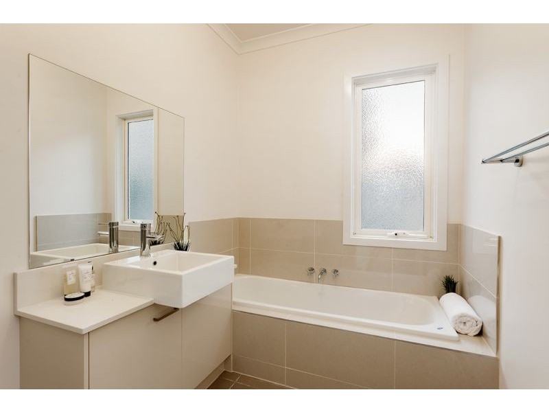 33 Mulsanne Way, Donvale VIC 3111