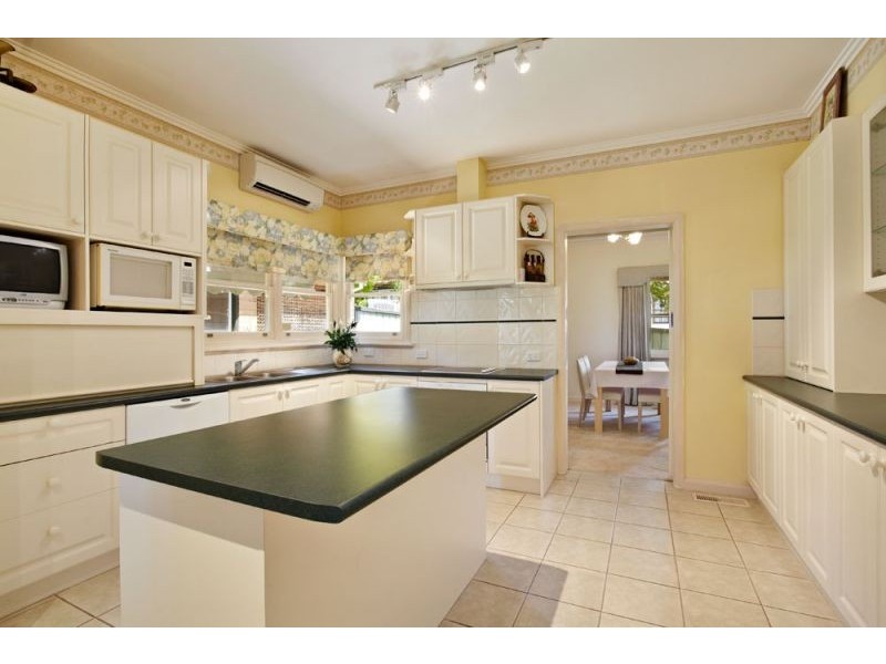 49 Warrigal Road, Surrey Hills VIC 3127