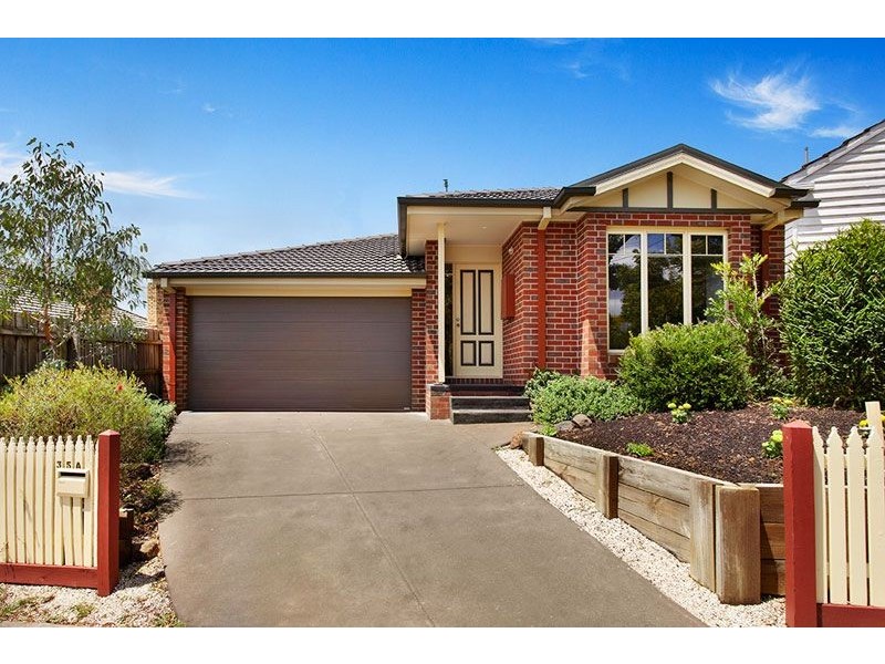 35A Peter Avenue, Blackburn North VIC 3130