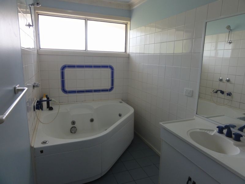 22 Jenner Street, Blackburn South VIC 3130