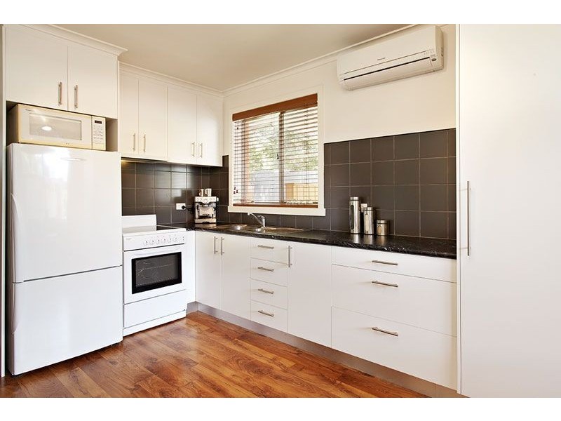 4/31 Slater Avenue, Blackburn North VIC 3130