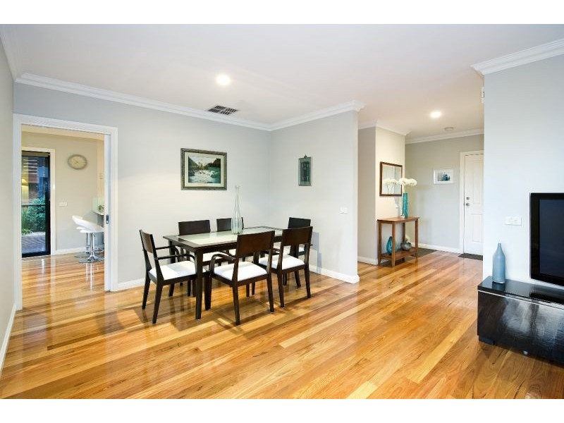 1/30 Burnett Street, Mitcham VIC 3132