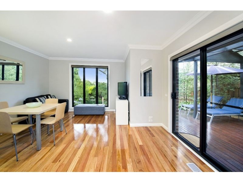 1/30 Burnett Street, Mitcham VIC 3132