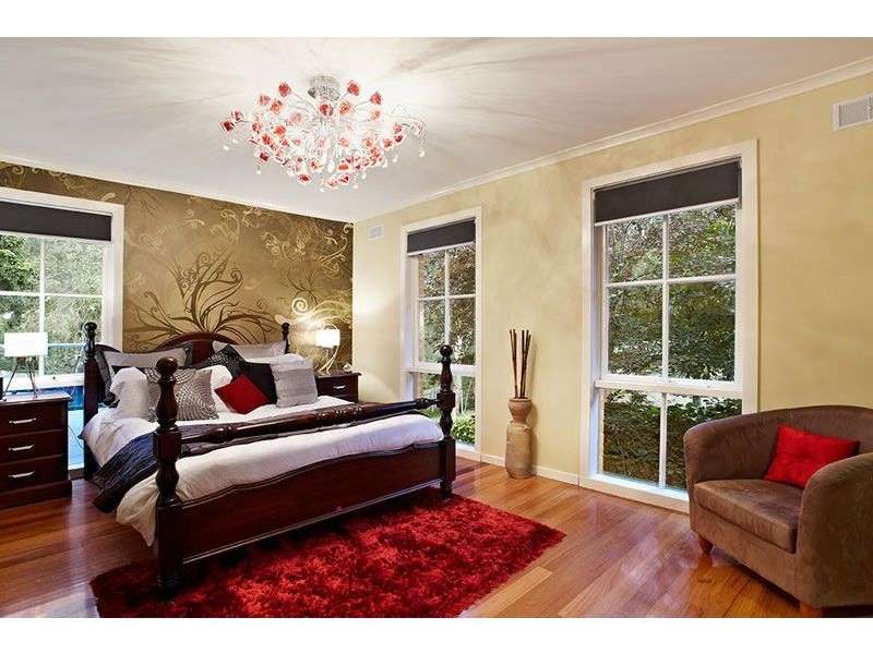 11 Sunninghill Court, Mitcham VIC 3132