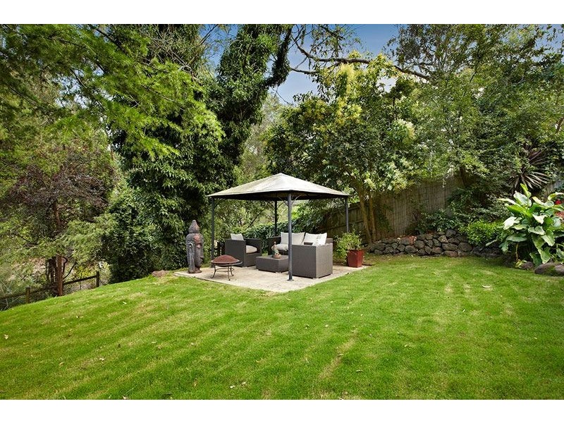 11 Sunninghill Court, Mitcham VIC 3132