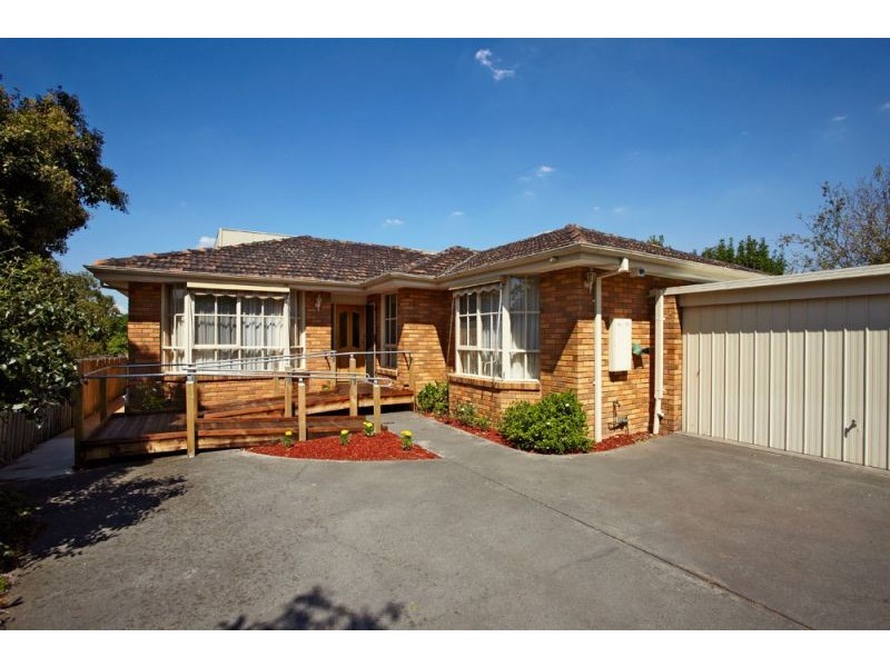 2/25 Baldwin Road, Blackburn VIC 3130