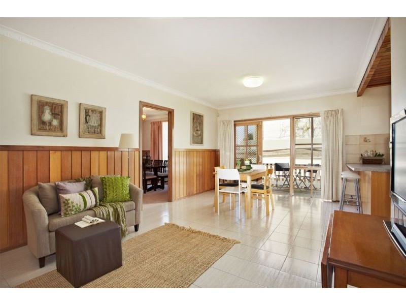 2/25 Baldwin Road, Blackburn VIC 3130