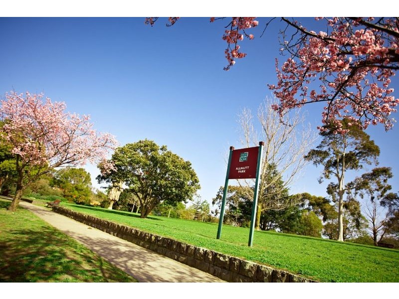 8 Claronga Street, Bentleigh East VIC 3165