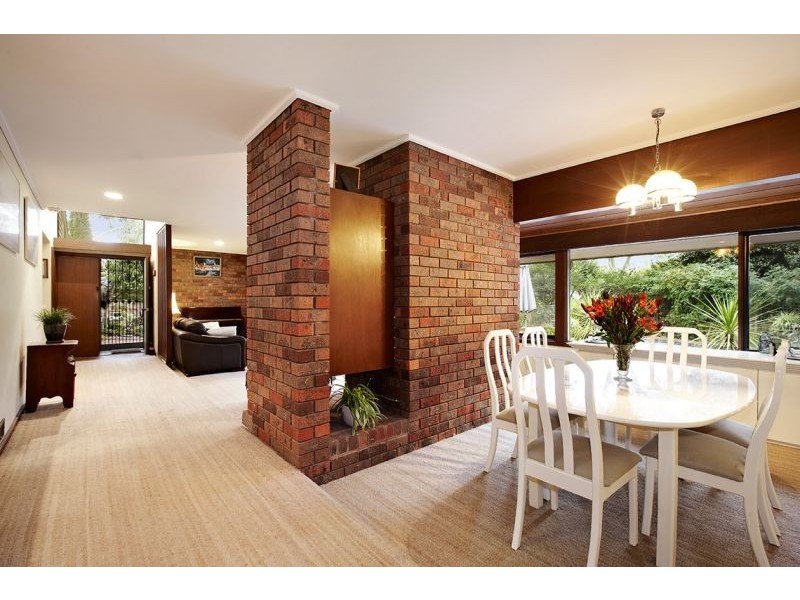 2 Bebington Close, Ringwood VIC 3134