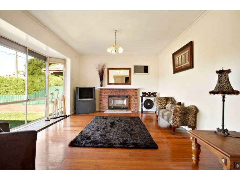 4 Berl Court, Blackburn South VIC 3130