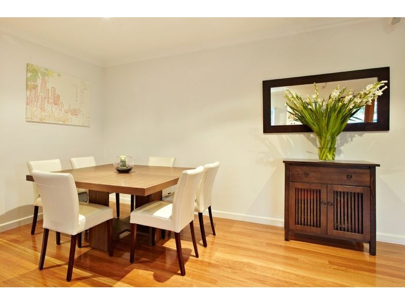 2A Gracefield Drive, Box Hill North VIC 3129