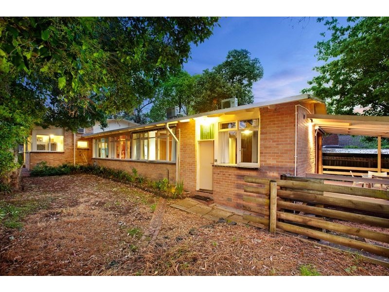 35 The Avenue, Blackburn VIC 3130