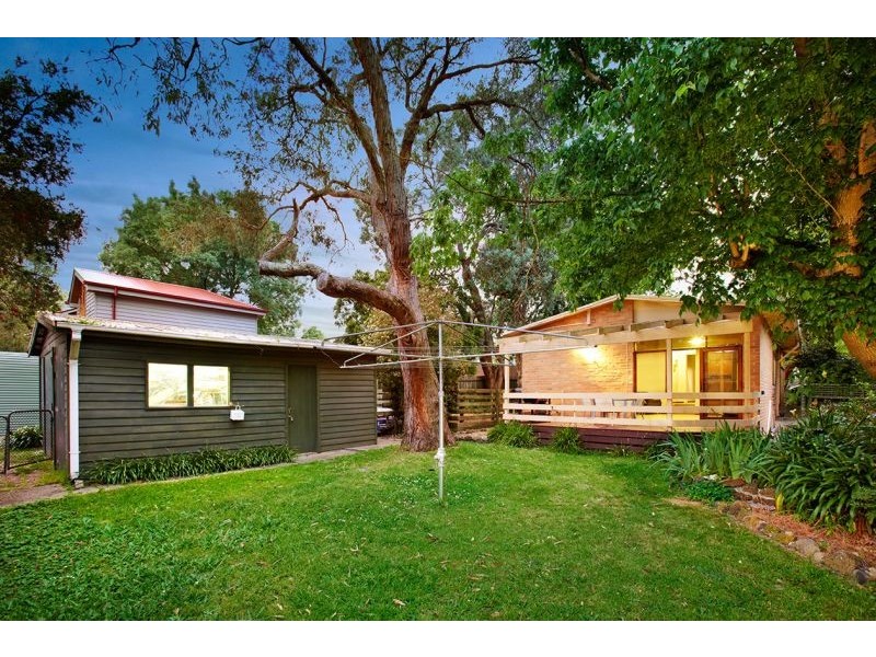 35 The Avenue, Blackburn VIC 3130