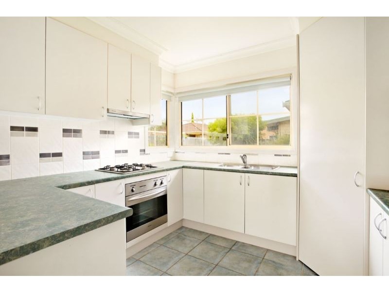 1& 2/14 Summit Road, Burwood VIC 3125