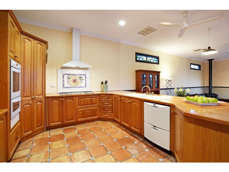 63 Dorking Road, Box Hill North VIC 3129
