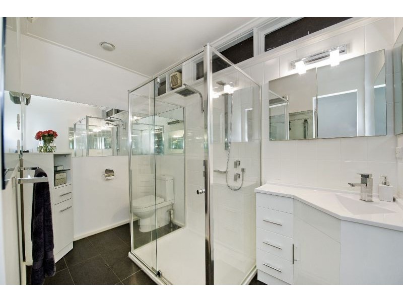 38 Wattle Valley Road, Mitcham VIC 3132