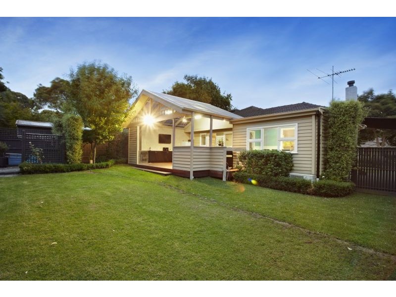 62 Churinga Avenue, Mitcham VIC 3132