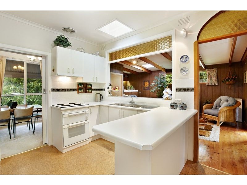 30 Young Street, Donvale VIC 3111