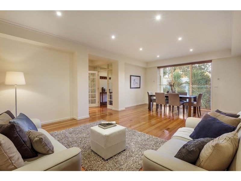 1/20a Halley Street, Blackburn VIC 3130