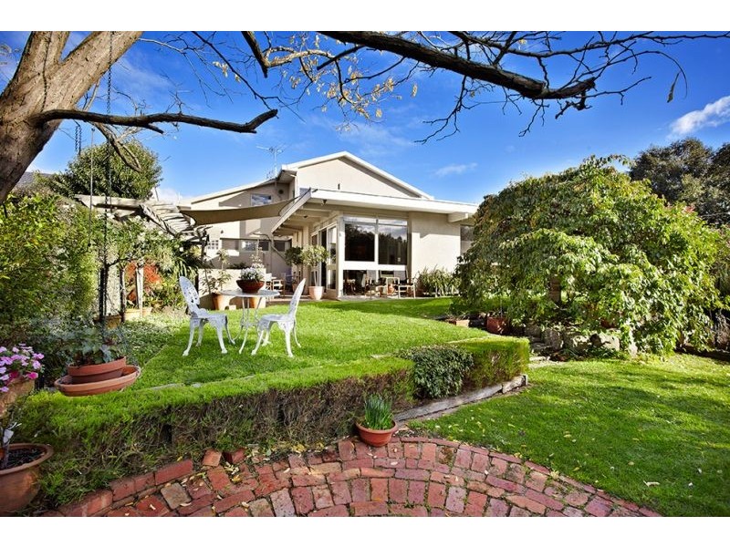 3 Range Road, Burwood East VIC 3151