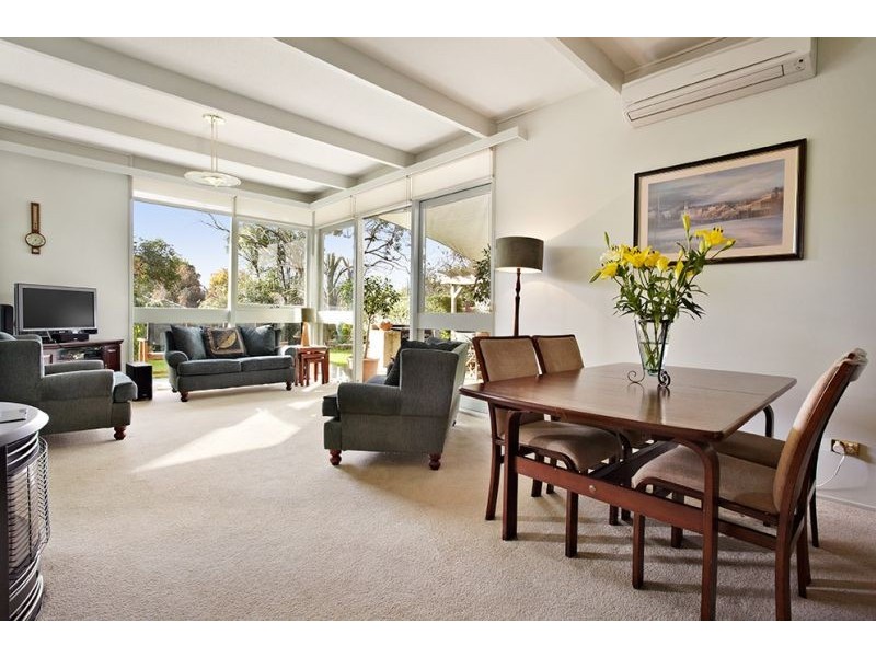 3 Range Road, Burwood East VIC 3151