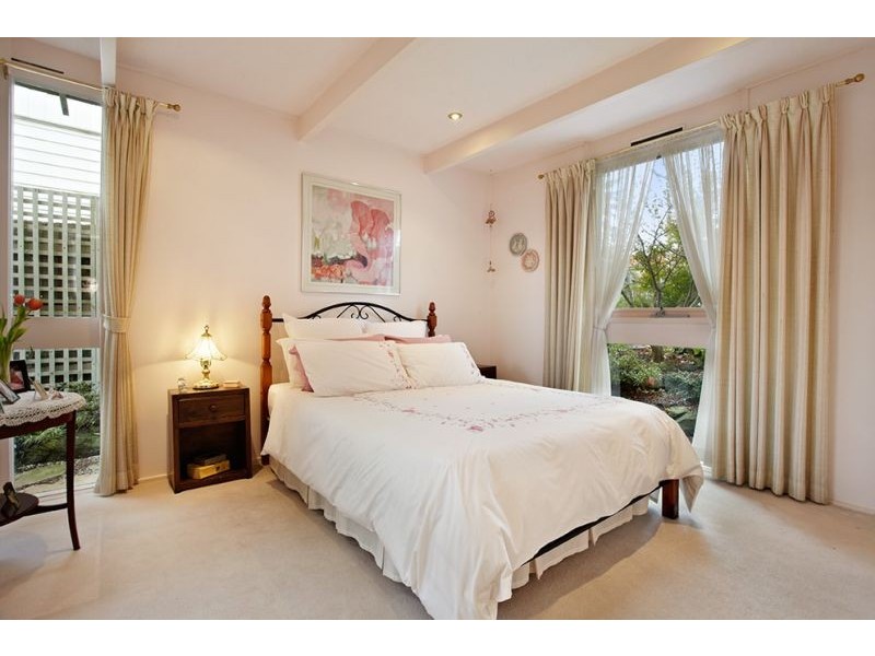 3 Range Road, Burwood East VIC 3151