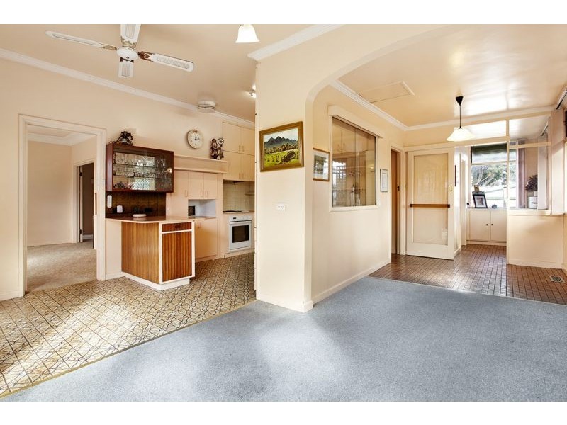 7 Nash Road, Box Hill South VIC 3128