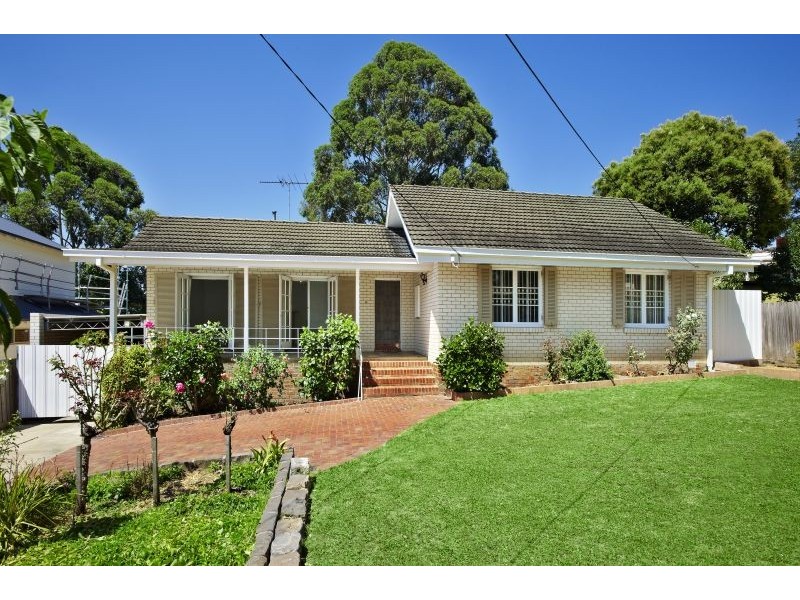 8 Simpson Street, Mitcham VIC 3132