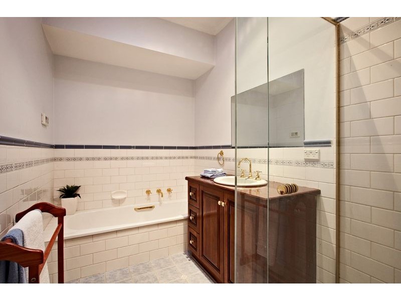 3 Dobell Street, Blackburn South VIC 3130