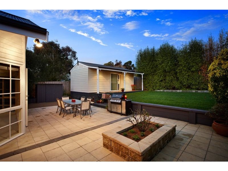 3 Dobell Street, Blackburn South VIC 3130