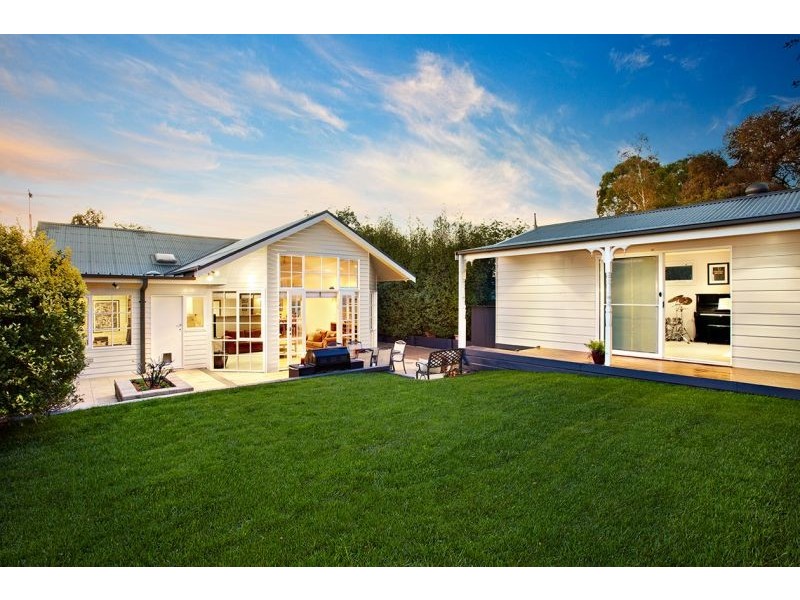 3 Dobell Street, Blackburn South VIC 3130