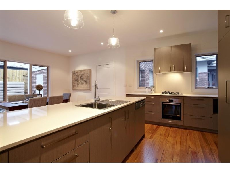 1/31 Rialton Avenue, Blackburn North VIC 3130