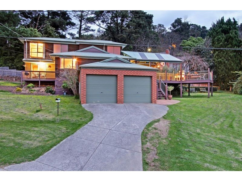 1 Ross Avenue, The Basin VIC 3154