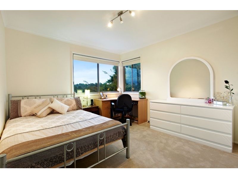 12 Rosaline Avenue, Mount Waverley VIC 3149